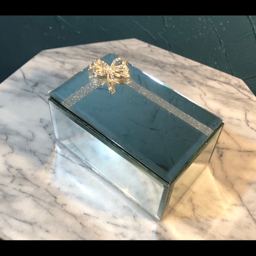 Mirrored Jewelry Box with Bow